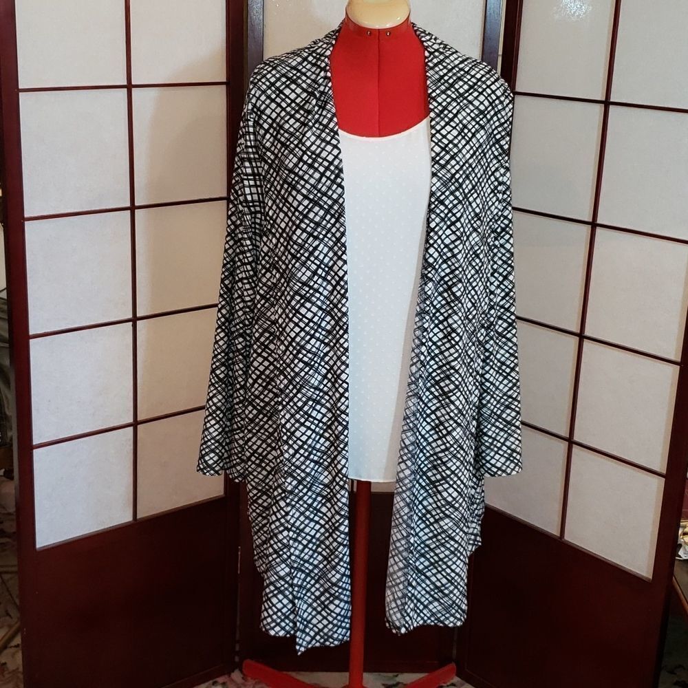 Chelsea Studio Plus Size Black/White Cardigan